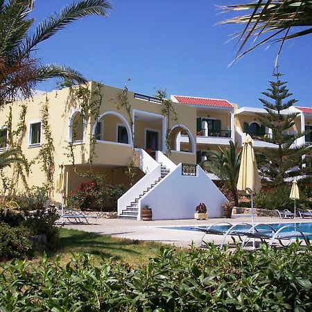 Hotel Alex (Adults Only) Kárpatos Exterior foto